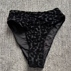Toluca swim bottom